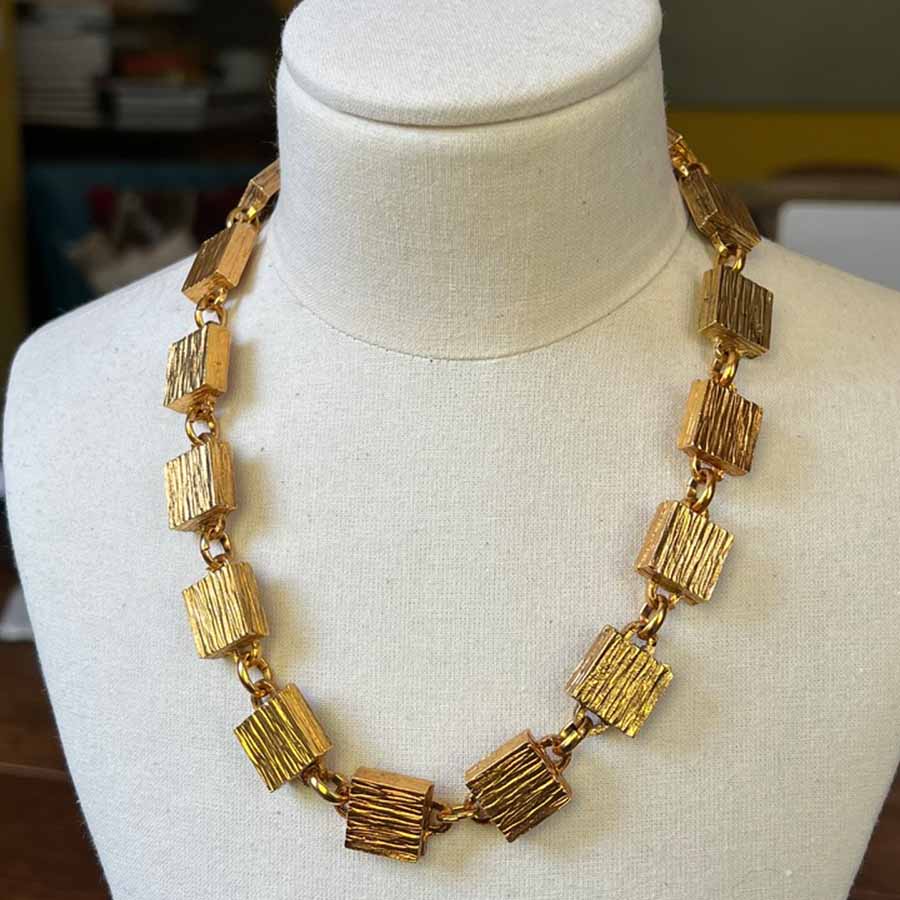 Gold plated vintage Parisian necklace from the 1980s