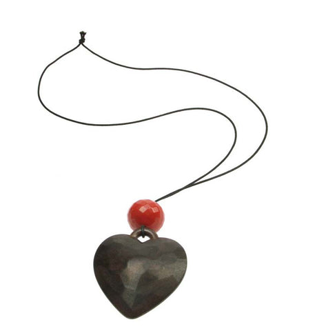 Stunning Heart pendant with ruby red bead