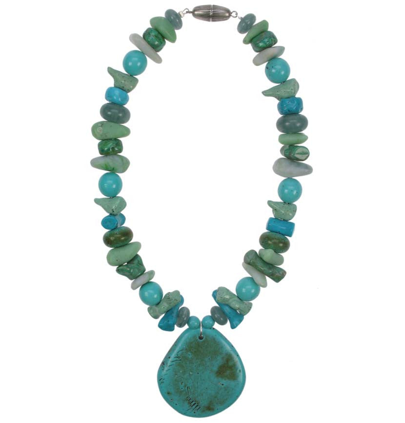 Mixed Turquoise bead pendant necklace